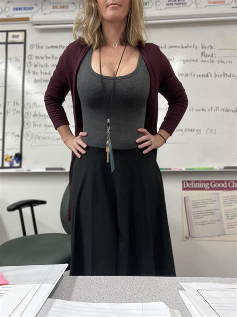 Real Filipina MILF Teacher .